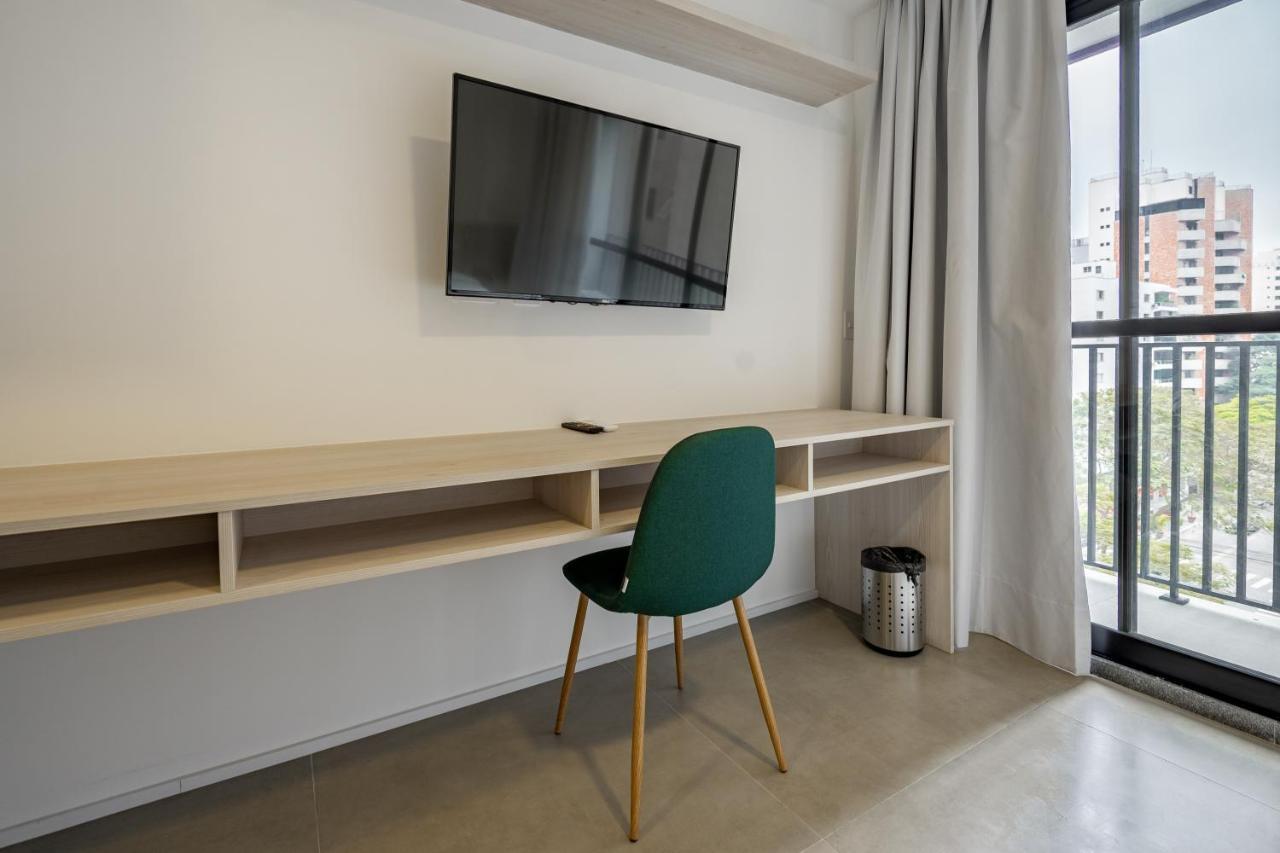 Apartamento Casai Moema Studio lindo c/ piscina e academia São Paulo